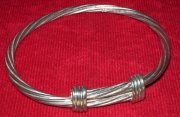 Expandable heavy bangle